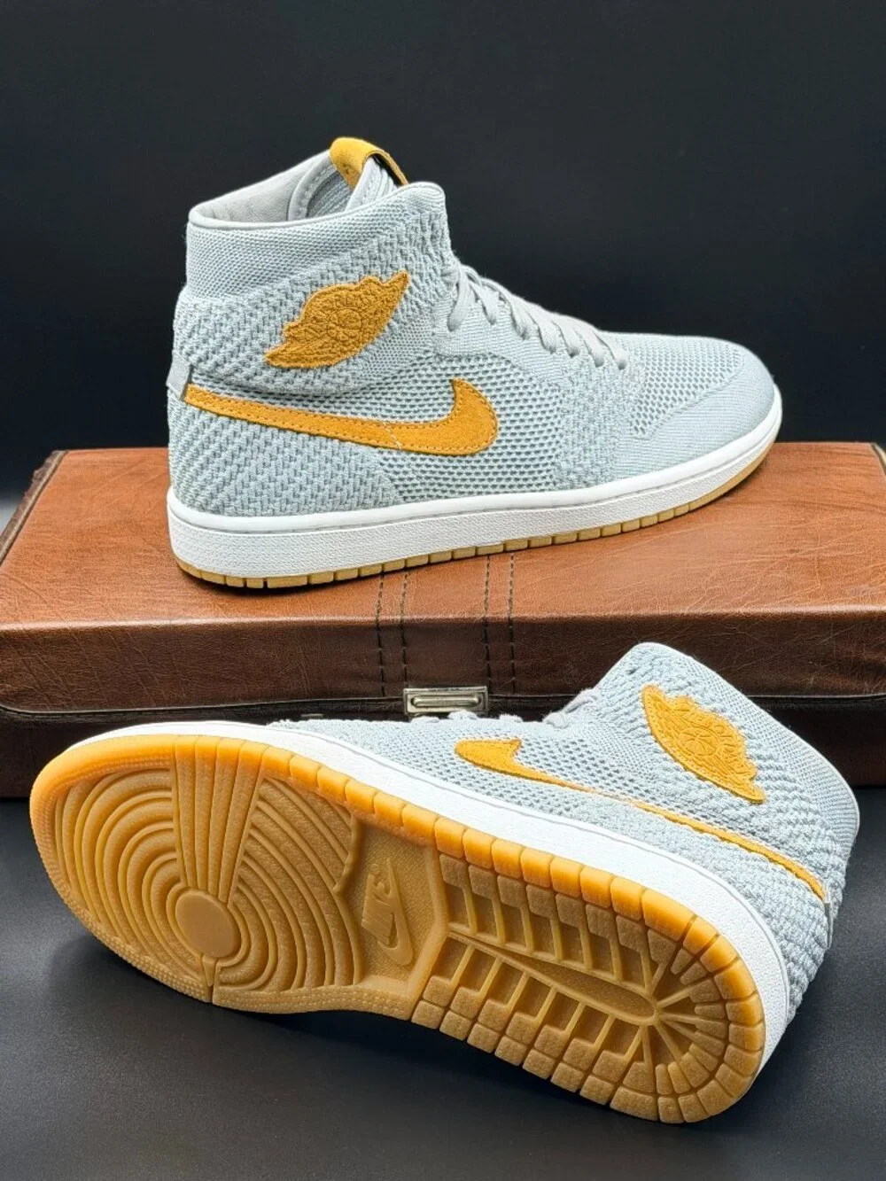 Air Jordan 1 Retro High OG Flyknit 'Wolf Grey' 2017